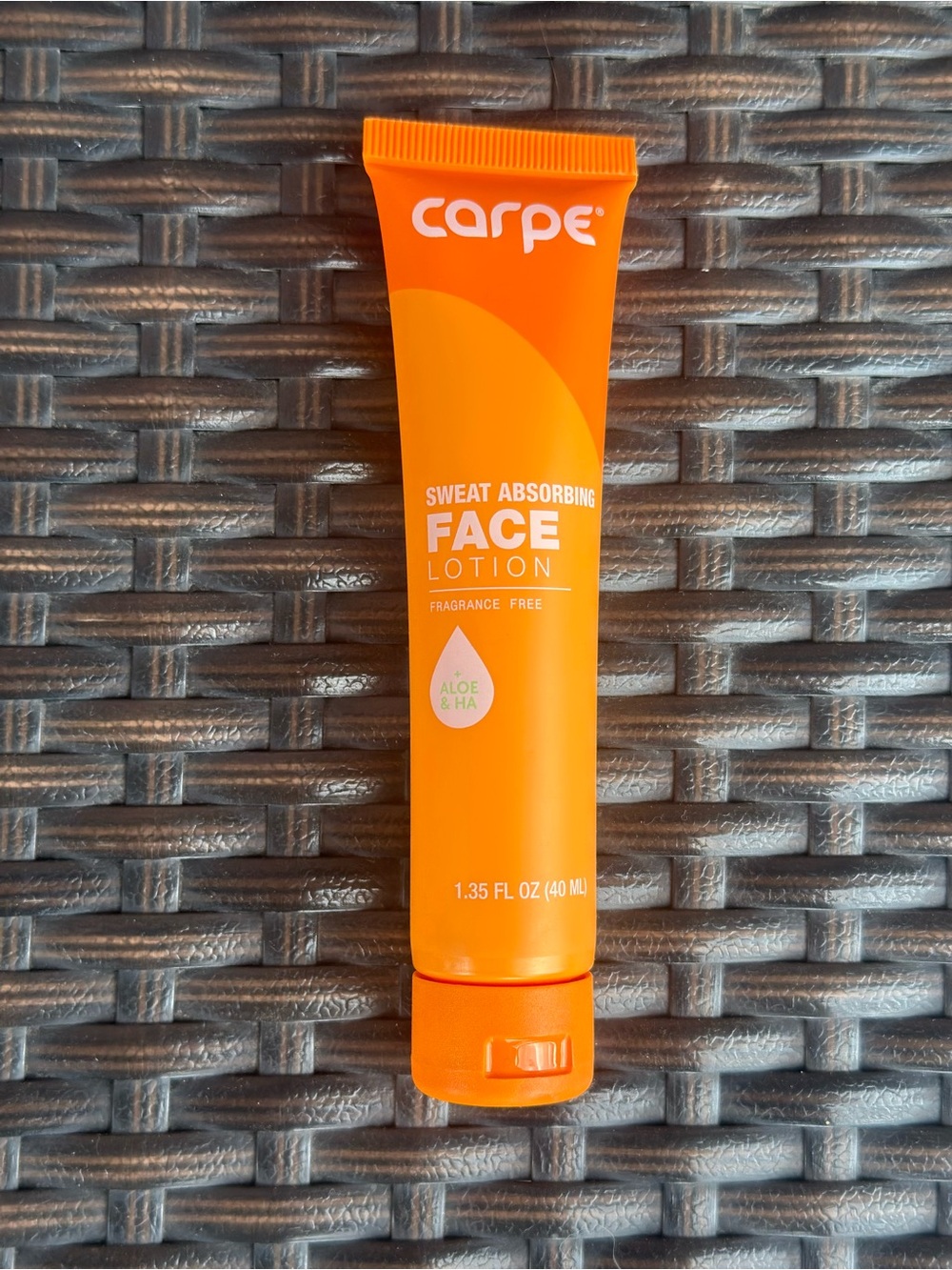 Carpe - Sweat Absorbing Face Lotion